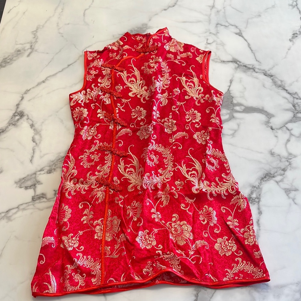 VINTAGE. Red Floral Sleeveless Cheongsam